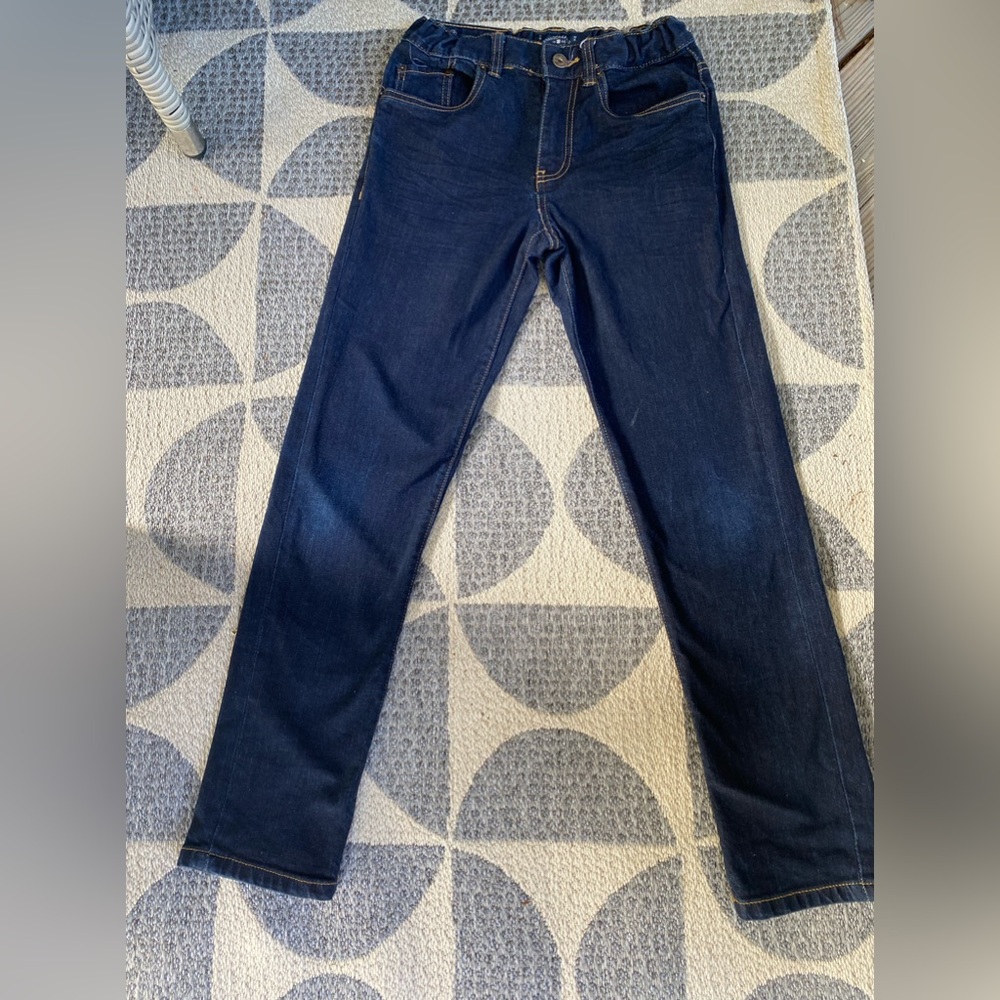 Lucky brand boys skinny jeans. Looks great for a dress up with a blazer. Size 12